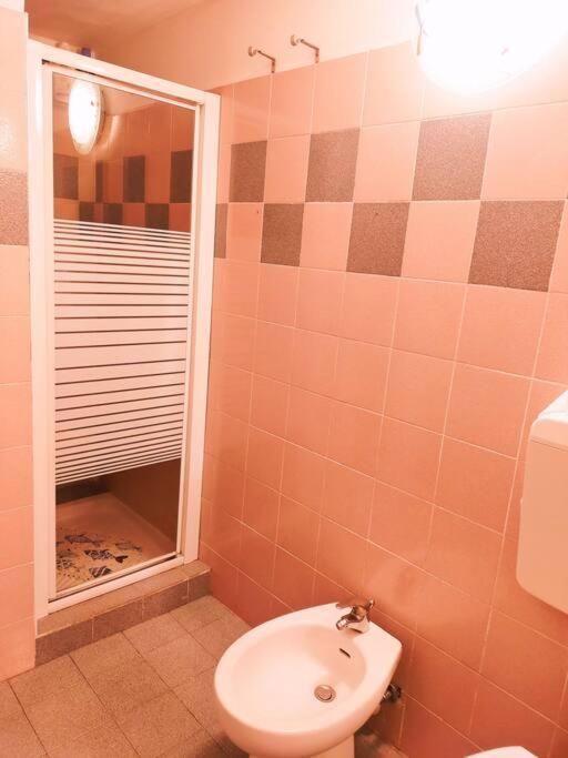 Cute Little Flat With View, 20 Mins To Bgy Airport Daire Pradalunga Dış mekan fotoğraf